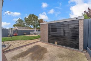 Photo 1- click for photo gallery